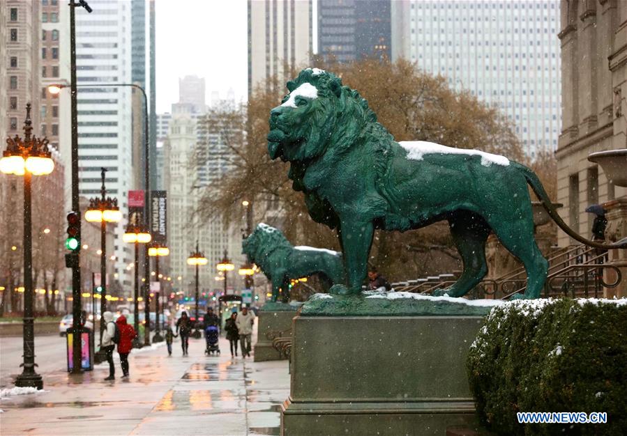 U.S.-CHICAGO-SPRING SNOW