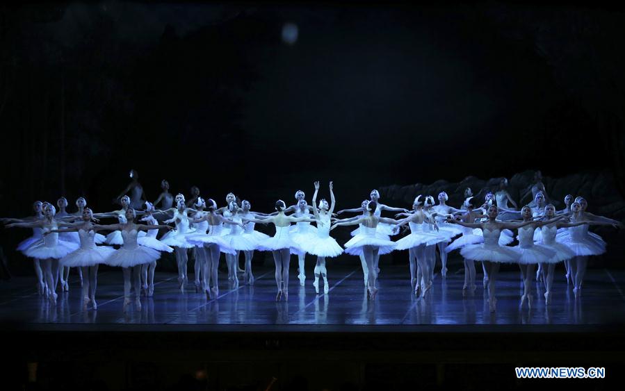 U.S.-NEW YORK-BALLET-SWAN LAKE