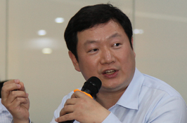 嘉實基金首席策略師、券商業(yè)務(wù)部總經(jīng)理簡斌