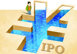 新股發(fā)行以發(fā)行人信息披露為中心，中介機(jī)構(gòu)對(duì)發(fā)行人信息披露的真實(shí)性、準(zhǔn)確性、完整性進(jìn)行把關(guān)，將證券發(fā)行人的持續(xù)盈利能力和投資價(jià)值，交由投資者和市場(chǎng)自主判斷，而監(jiān)管部門和發(fā)審委只對(duì)發(fā)行申請(qǐng)文件和信息披露內(nèi)容的合法合規(guī)性進(jìn)行審核，開啟了向注冊(cè)制的過(guò)渡。 　　武漢科技大學(xué)證券研究所所長(zhǎng)董登新：證監(jiān)會(huì)、發(fā)審委的職責(zé)有所轉(zhuǎn)變，部分行政干預(yù)有退出跡象，而將價(jià)值判斷交由投資者和市場(chǎng)，而這正是注冊(cè)制的基本精神和核心內(nèi)容之一。