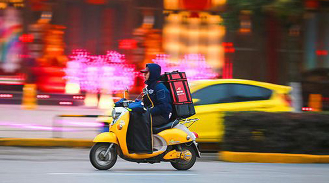 網(wǎng)絡訂餐規(guī)模超3500億元 如何破解&ldquo;黑作坊&rdquo;寄生亂象