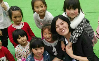 &ldquo;我可以叫你媽媽嗎？&rdquo;&mdash;&mdash;一位基層女代表和她的希望小學(xué)