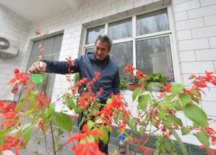 貧困縣全部摘帽是否意味脫貧攻堅(jiān)目標(biāo)任務(wù)完成？