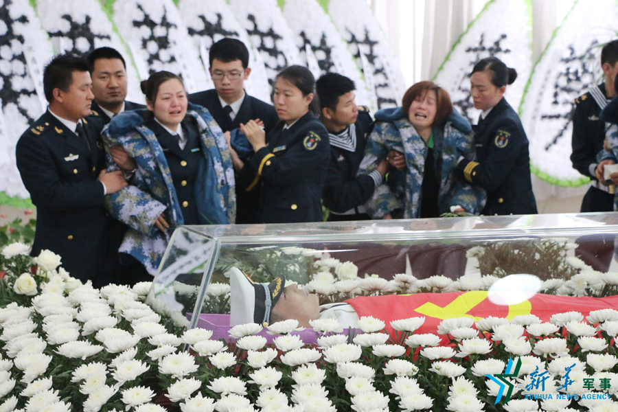 &uarr;資料圖片：張超烈士遺體告別儀式現(xiàn)場。