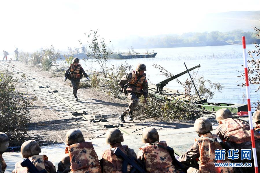 (國(guó)際·圖文互動(dòng))(2)“東方-2018”戰(zhàn)略演習(xí)中俄聯(lián)合戰(zhàn)役演練正式開始