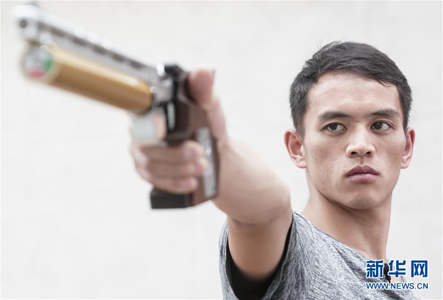 （軍運(yùn)會&middot;圖文互動）（7）從&ldquo;遲到者&rdquo;到世界冠軍&mdash;&mdash;記八一空軍五項(xiàng)隊(duì)隊(duì)員葉邦武（配本社同題文字稿）