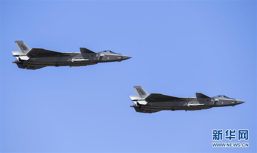 （軍事）（1）殲-20、運-20首次在東北地區(qū)進行飛行展示