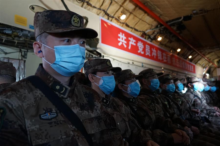 （聚焦疫情防控&middot;圖文互動）（3）運-20&ldquo;硬核機(jī)票&rdquo;為啥走紅走心？ &mdash;&mdash;探尋空軍的戰(zhàn)&ldquo;疫&rdquo;故事