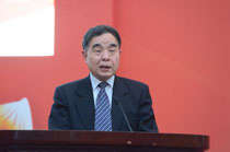 全國人大教科文衛(wèi)委員會主任委員、清華大學(xué)新聞出版學(xué)院院長柳斌杰致辭