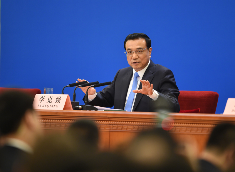 3月15日，國(guó)務(wù)院總理李克強(qiáng)在北京人民大會(huì)堂與中外記者見面，并回答記者提問。新華社記者 謝環(huán)馳 攝