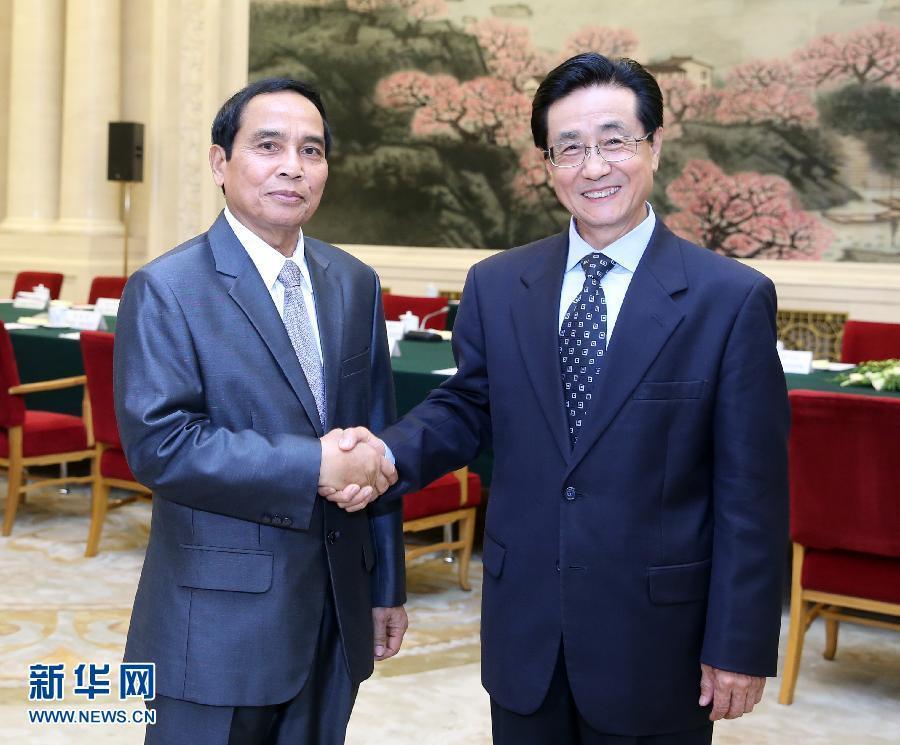 7月7日，中共中央書記處書記、中央紀(jì)委副書記趙洪祝在北京同老撾人民革命黨中央政治局委員、中央紀(jì)委書記、政府副總理本通率領(lǐng)的老撾人民革命黨代表團舉行工作會談。新華社記者 姚大偉 攝 