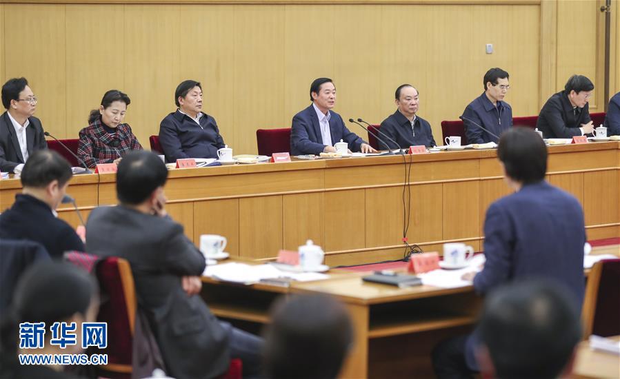 3月17日，中共中央政治局委員、中央書記處書記、中宣部部長(zhǎng)劉奇葆在北京出席中華優(yōu)秀傳統(tǒng)文化傳承發(fā)展工作座談會(huì)。 新華社記者丁林?jǐn)z