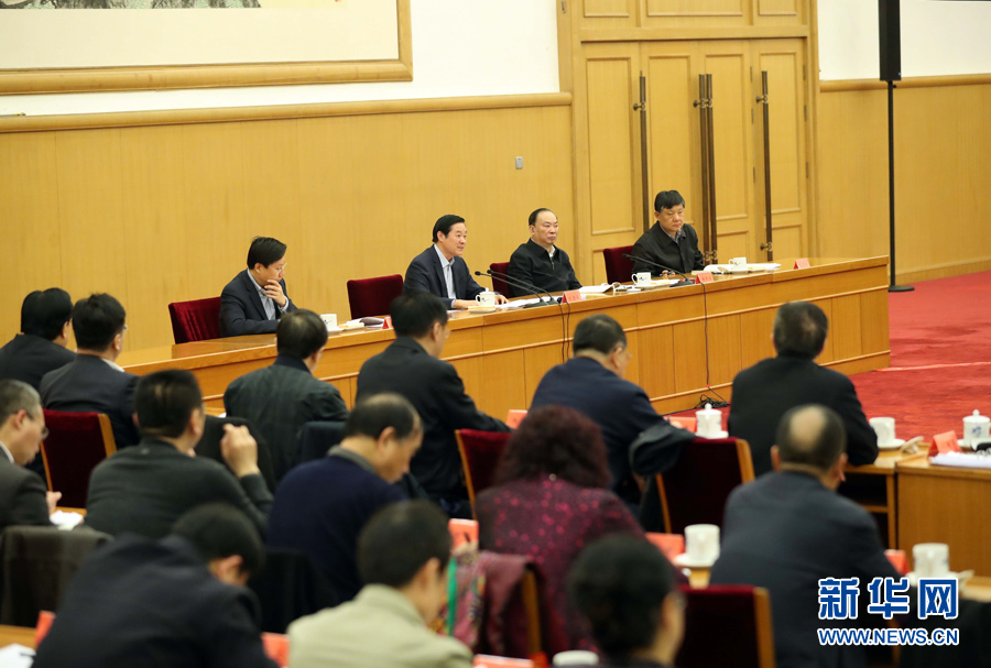 3月23日，治國理政論壇&ldquo;&lsquo;四個(gè)全面&rsquo;戰(zhàn)略布局系列理論研討會(huì)&rdquo;首場(chǎng)研討會(huì)在北京召開，中共中央政治局委員、中央書記處書記、中宣部部長(zhǎng)劉奇葆出席會(huì)議并講話。新華社記者 劉衛(wèi)兵 攝
