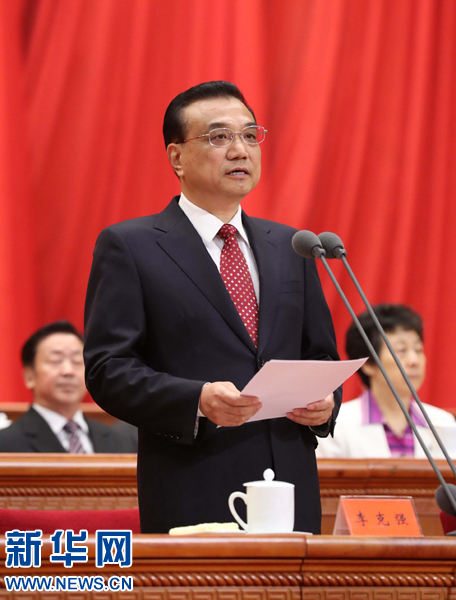 8月1日，慶祝中國(guó)人民解放軍建軍90周年大會(huì)在北京人民大會(huì)堂隆重舉行。中共中央政治局常委、國(guó)務(wù)院總理李克強(qiáng)主持大會(huì)。新華社記者 劉衛(wèi)兵 攝