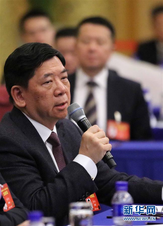 （兩會&middot;快語錄）容永祺委員：粵港澳大灣區(qū)城市群建設(shè)將有效擴大港澳發(fā)展空間