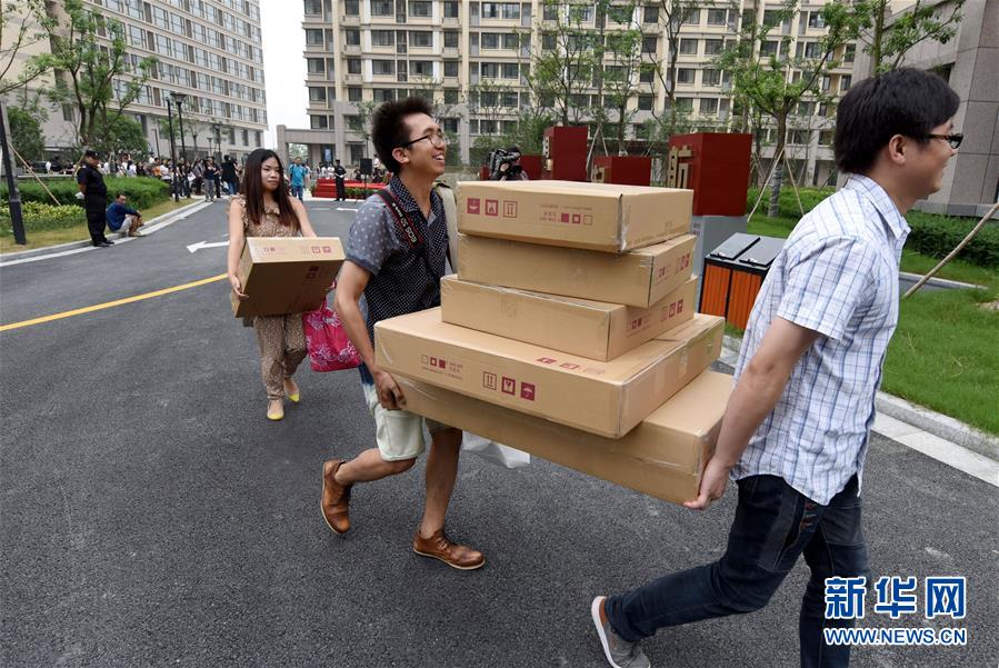 （新華全媒頭條&middot;圖文互動）（13）開啟新征程　譜寫新史詩&mdash;&mdash;以習近平同志為核心的黨中央引領中國特色社會主義進入新時代