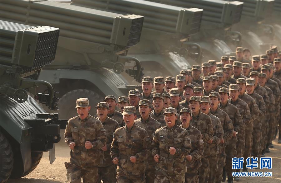 （新華全媒頭條&middot;圖文互動）（3）備戰(zhàn)踏上新起點，練兵展現(xiàn)新氣象&mdash;&mdash;2018中國軍隊新年開訓(xùn)全景大掃描