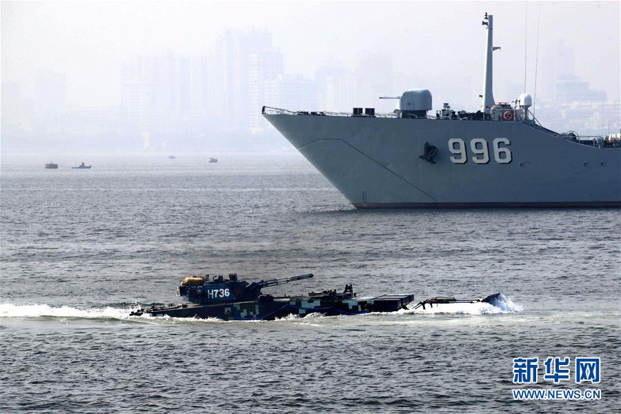 （新華全媒頭條&middot;圖文互動）（7）備戰(zhàn)踏上新起點(diǎn)，練兵展現(xiàn)新氣象&mdash;&mdash;2018中國軍隊(duì)新年開訓(xùn)全景大掃描