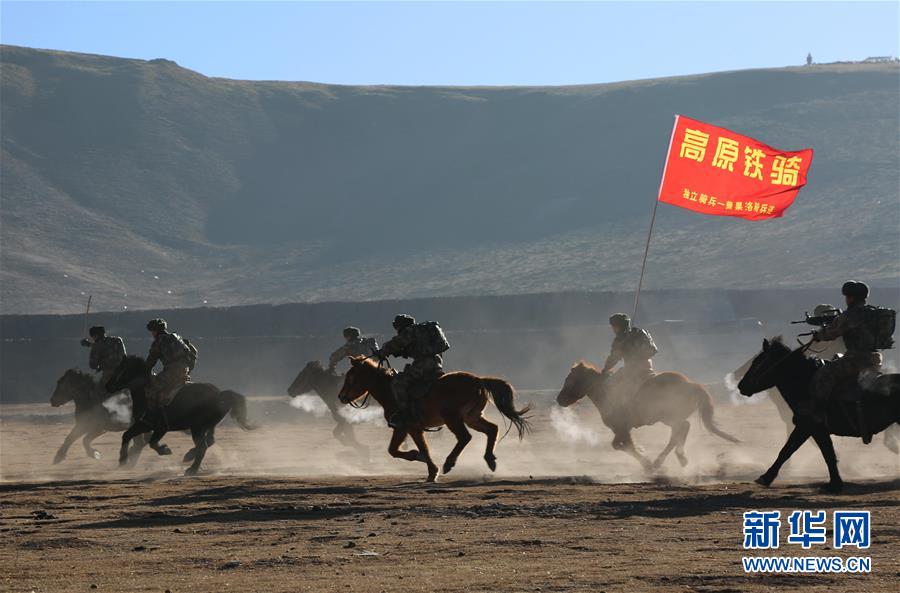 （新華全媒頭條&middot;圖文互動(dòng)）（14）備戰(zhàn)踏上新起點(diǎn)，練兵展現(xiàn)新氣象&mdash;&mdash;2018中國(guó)軍隊(duì)新年開(kāi)訓(xùn)全景大掃描