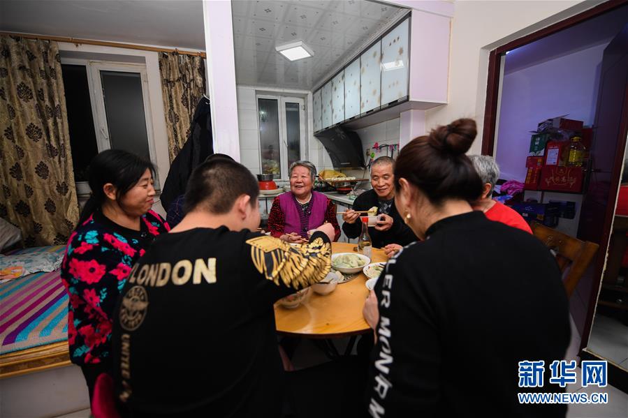 （新華全媒頭條&middot;圖文互動）（4）行程萬里 人民至上&mdash;&mdash;習(xí)近平總書記春節(jié)考察足跡回訪