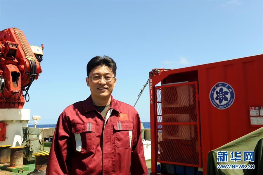 （圖文互動）（2）專訪：海山如此多嬌，然而我們研究太少！&mdash;&mdash;訪&ldquo;科學(xué)&rdquo;號麥哲倫海山科考航次首席科學(xué)家徐奎棟