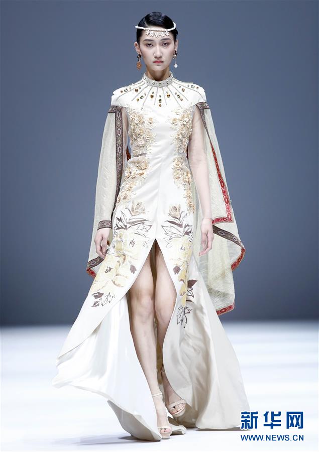 （文化）（6）陜西服裝工程學(xué)院在京舉行時(shí)裝發(fā)布會