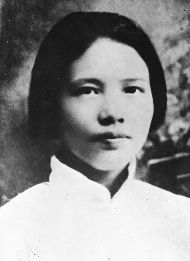 (為了民族復(fù)興·英雄烈士譜·圖文互動)“模范婦女領(lǐng)袖”——向警予