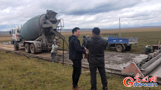 【脫貧攻堅在行動】打通致富路，牧民笑開顏&mdash;&mdash;青海省澤庫縣&ldquo;第一書記&rdquo;張文杰扶貧故事