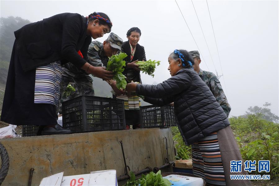 (圖文互動(dòng))(1)特寫(xiě):“八一”禮物,飛向云端哨所