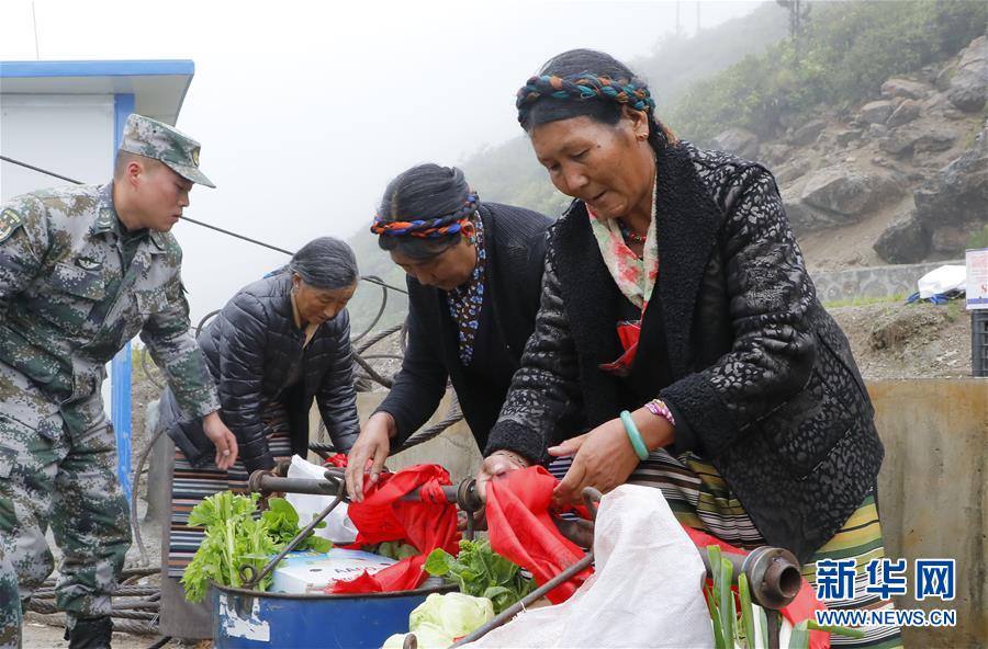 （圖文互動(dòng)）（5）特寫(xiě)：&ldquo;八一&rdquo;禮物，飛向云端哨所