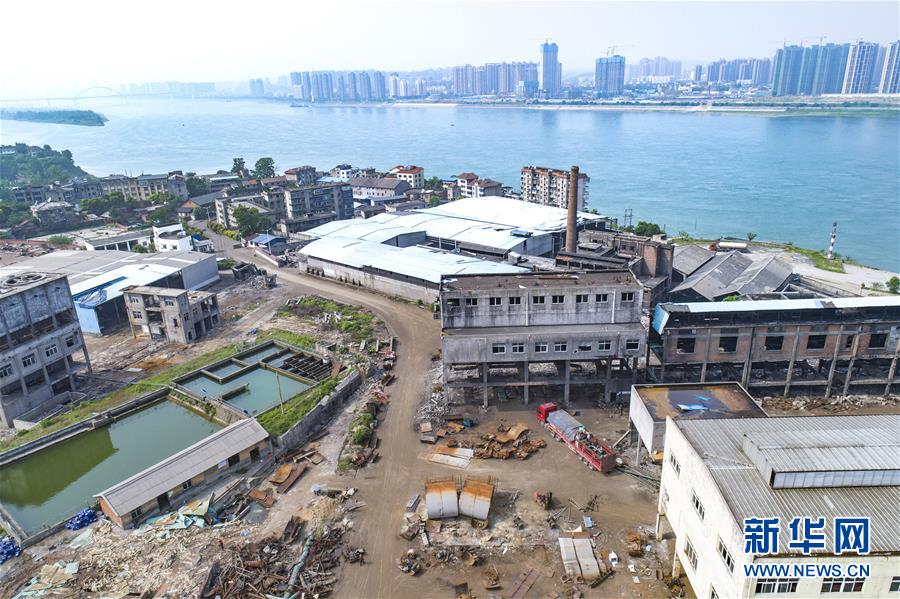 （大江奔流&mdash;&mdash;來自長江經(jīng)濟(jì)帶的報(bào)道&middot;新華全媒頭條&middot;圖文互動）（9）打造經(jīng)濟(jì)高質(zhì)量發(fā)展的強(qiáng)勁引擎&mdash;&mdash;深入推動長江經(jīng)濟(jì)帶發(fā)展述評