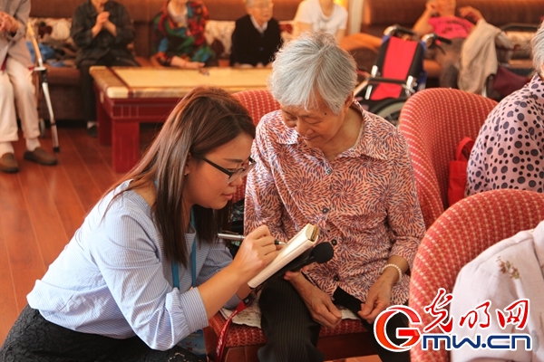 【新時代&middot;幸福美麗新邊疆】讓幸福美麗常駐新時代&mdash;&mdash;網(wǎng)媒沉浸體驗(yàn)新疆之&ldquo;新&rdquo;