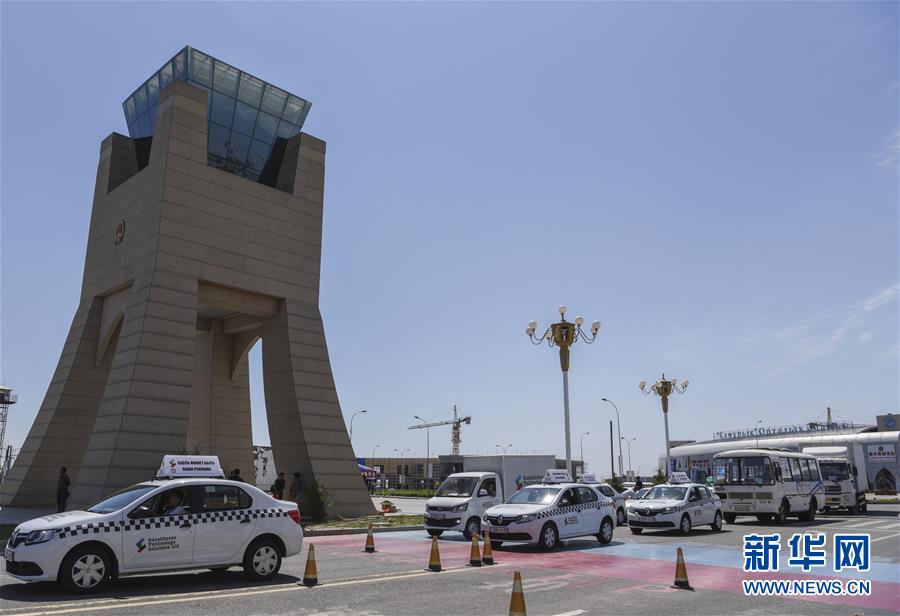 （新華全媒頭條&middot;圖文互動(dòng)）（3）去新疆！穿越古今絲綢之路