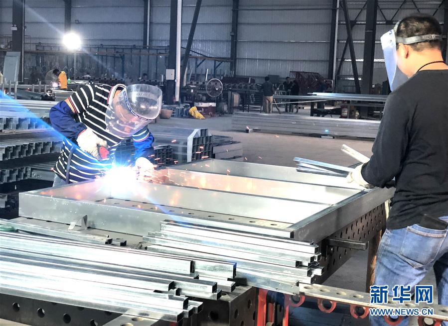 （在習近平新時代中國特色社會主義思想指引下&mdash;&mdash;新時代新作為新篇章&middot;圖文互動）（3）廣西扶綏：三大園區(qū)撬動工業(yè)發(fā)展 擔當作為爭創(chuàng)縣域標兵