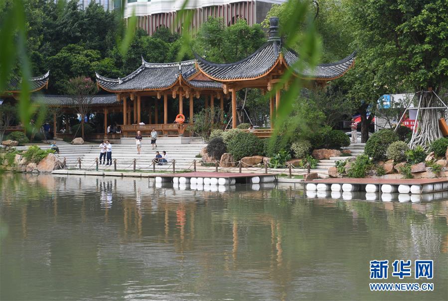 （新華全媒頭條&middot;圖文互動）（4）為祖國驕傲，祝福偉大祖國！&mdash;&mdash;國慶漫記