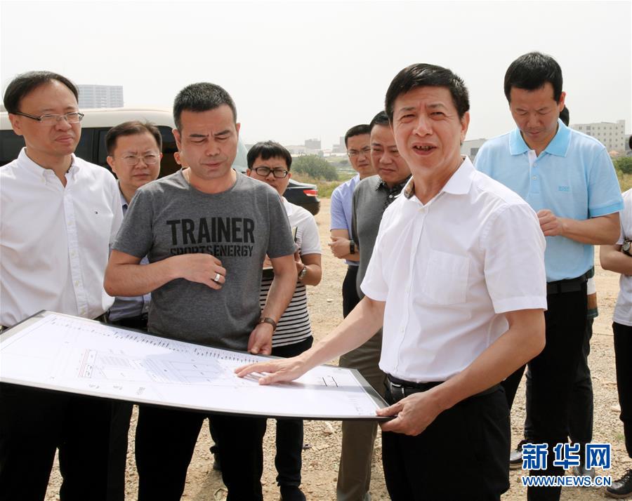 （新時(shí)代擔(dān)當(dāng)作為典型風(fēng)采&middot;圖文互動）（2）晉江市委書記劉文儒：讓&ldquo;閩南晉江&rdquo;成為&ldquo;世界晉江&rdquo;