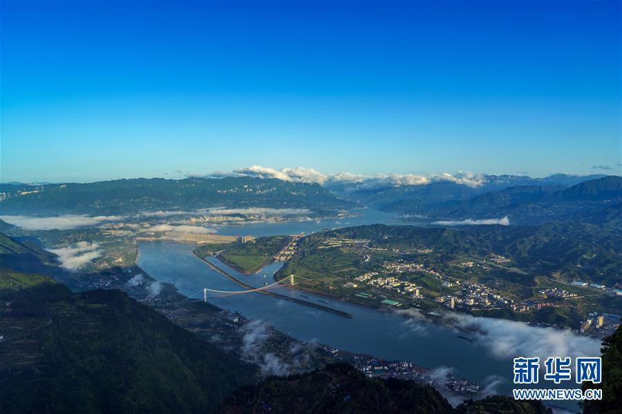 （百城百縣百企調研行&middot;圖文互動）（3）建設長江綠色走廊再譜新章&mdash;&mdash;長江三峽集團發(fā)展紀實