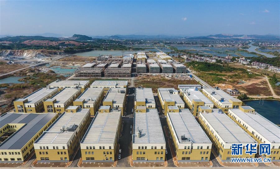 （在習(xí)近平新時代中國特色社會主義思想指引下&middot;慶祝改革開放40周年&middot;協(xié)調(diào)發(fā)展）（新華全媒頭條&middot;圖文互動）（5）協(xié)調(diào)發(fā)展：奏響全面建成小康社會交響曲