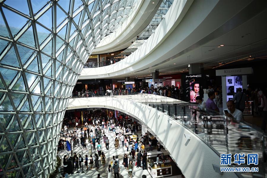 (在習近平新時代中國特色社會主義思想指引下·慶祝改革開放40周年·開放發(fā)展)(新華全媒頭條·圖文互動)(2)開放中國:大門越開越大 道路越走越寬