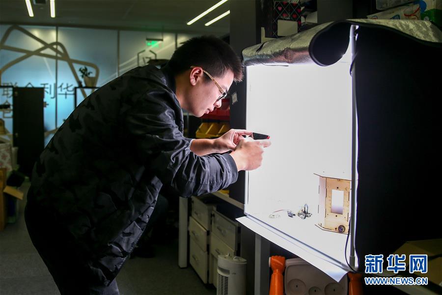 (在習近平新時代中國特色社會主義思想指引下·慶祝改革開放40周年·開放發(fā)展)(新華全媒頭條·圖文互動)(3)開放中國:大門越開越大 道路越走越寬