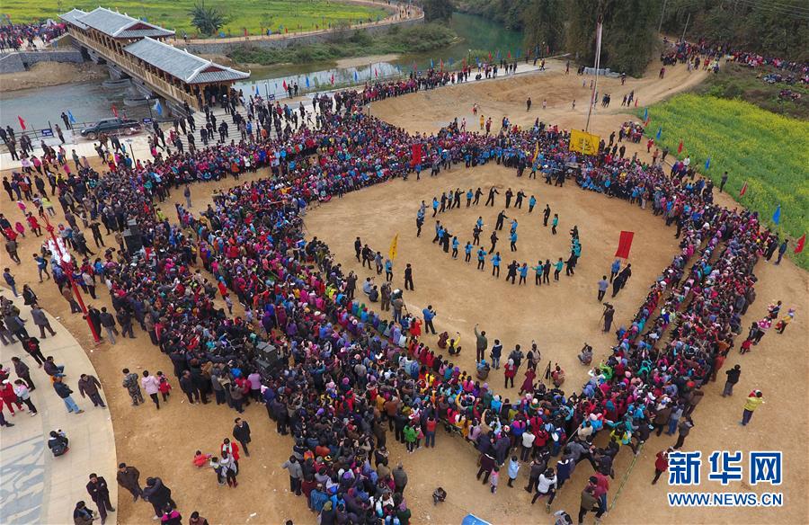 （輝煌60年&middot;壯美新廣西&middot;圖文互動）（6）和睦相處一家親 攜手并進(jìn)謀發(fā)展&mdash;&mdash;廣西民族團(tuán)結(jié)發(fā)展觀察