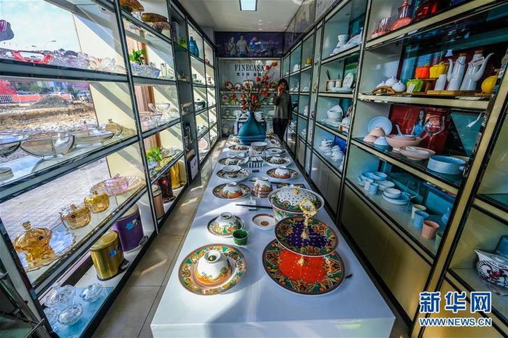 (慶祝改革開放40周年基層行·鄉(xiāng)鎮(zhèn)篇·圖文互動)(3)“中國第一座農(nóng)民城”溫州龍港正向現(xiàn)代化新生城市跨越