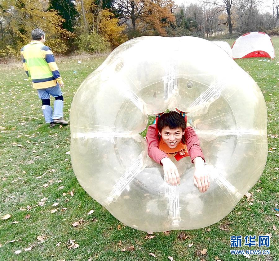 (國(guó)際·圖文互動(dòng))(4)“加速”40年——記世界最大實(shí)驗(yàn)室的三代中國(guó)人