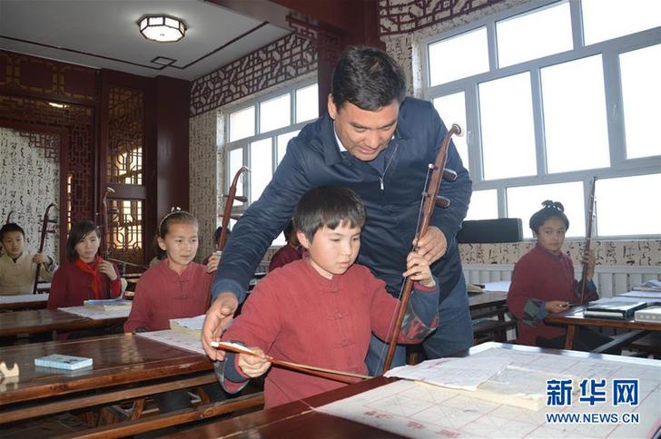 （改革先鋒風(fēng)采&middot;圖文互動(dòng)）（3）庫爾班&middot;尼亞孜：民族團(tuán)結(jié)進(jìn)步的踐行者