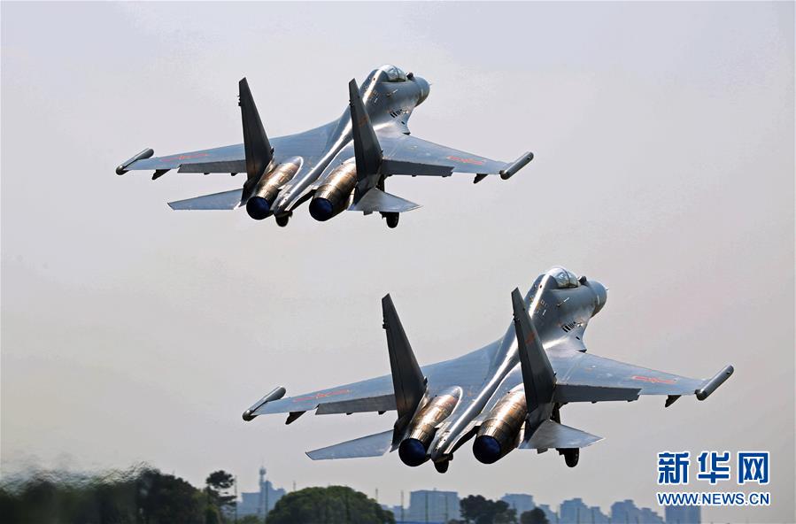 （新華全媒頭條&middot;圖文互動(dòng)）（5）戰(zhàn)鷹，為祖國(guó)奮飛&mdash;&mdash;記空軍航空兵某旅旅長(zhǎng)、特級(jí)飛行員郝井文