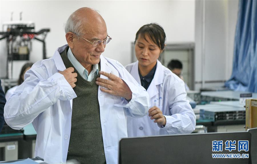 （今日關(guān)注&middot;科技獎(jiǎng)勵(lì)大會(huì)&middot;圖文互動(dòng)）（5）劉永坦：&ldquo;從0到1&rdquo;，他為祖國(guó)海疆雷達(dá)打造&ldquo;火眼金睛&rdquo;