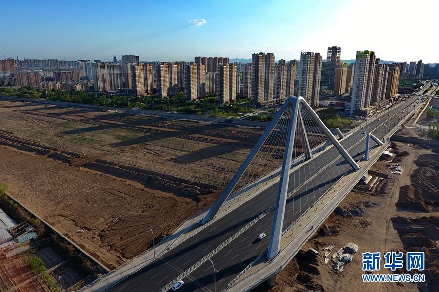 （在習(xí)近平新時(shí)代中國特色社會(huì)主義思想指引下&mdash;&mdash;新時(shí)代新作為新篇章&middot;圖文互動(dòng)）（3）煤都之藍(lán) 大同大不同