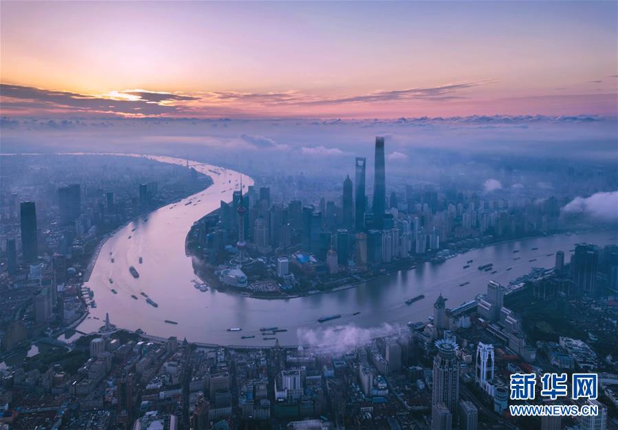 (全面深化改革這五年·圖文互動)(1)吃改革飯走開放路打創(chuàng)新牌 上海奮力創(chuàng)造發(fā)展新傳奇