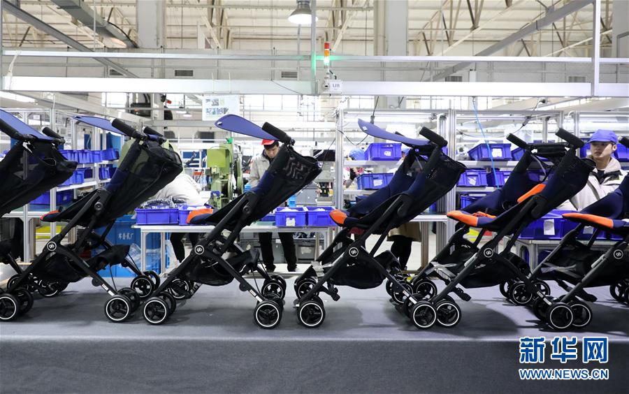 （在習(xí)近平新時(shí)代中國特色社會主義思想指引下&middot;將改革開放進(jìn)行到底&middot;強(qiáng)國之基）（新華全媒頭條&middot;圖文互動）（2）奮斗不停步 改革再出發(fā)&mdash;&mdash;&ldquo;四個(gè)自信&rdquo;筑牢強(qiáng)國之基