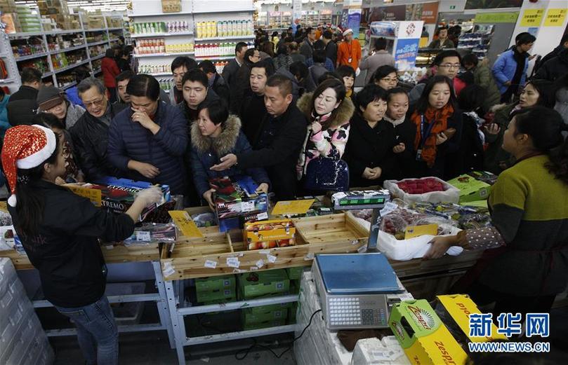 (新華全媒頭條·兩會前夕看落實·圖文互動)(1)改革風帆勁 創(chuàng)新逐浪高——上海落實習近平總書記全國兩會重要講話精神紀實